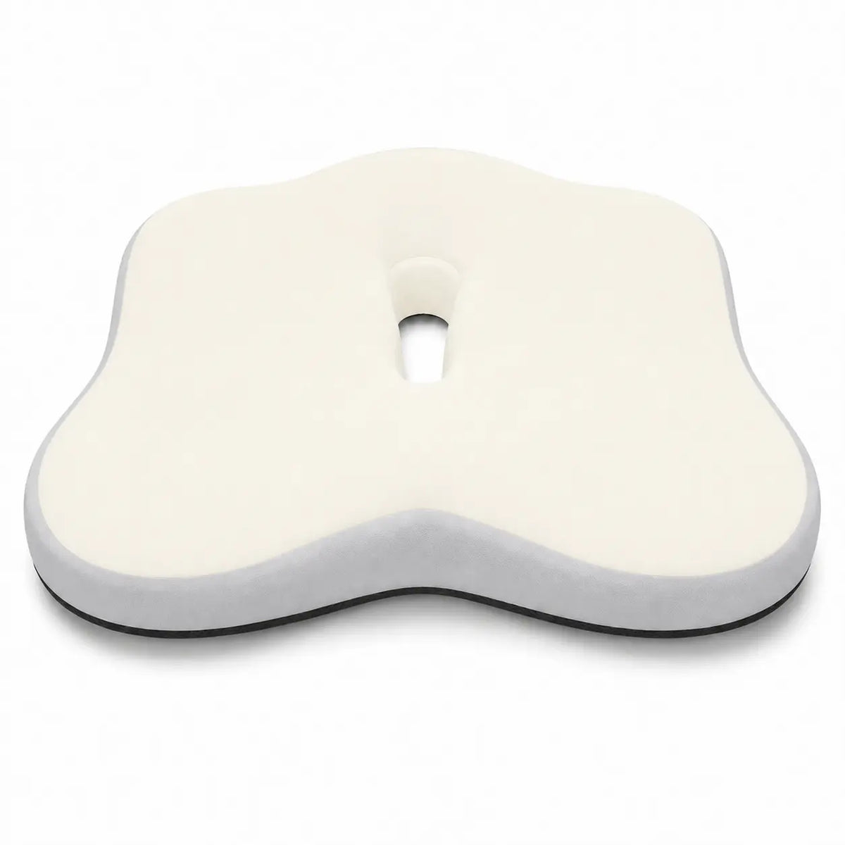 Coussin_d_assise_blanc_sur_fond_blanc